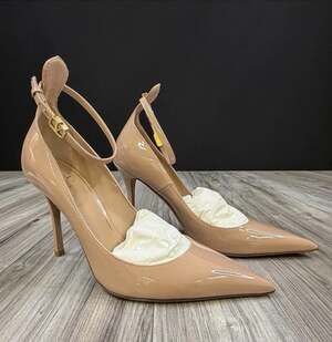 Valentino Garavani Rockstud Pumps Rose Cannelle Patent Leather US 10 EU 40 NEW